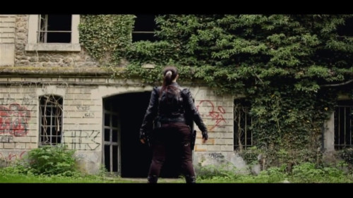 lara-croft-Tomb-Raider-Cosplay-Video---Underworld-Exploration.md-sprawy.jpg